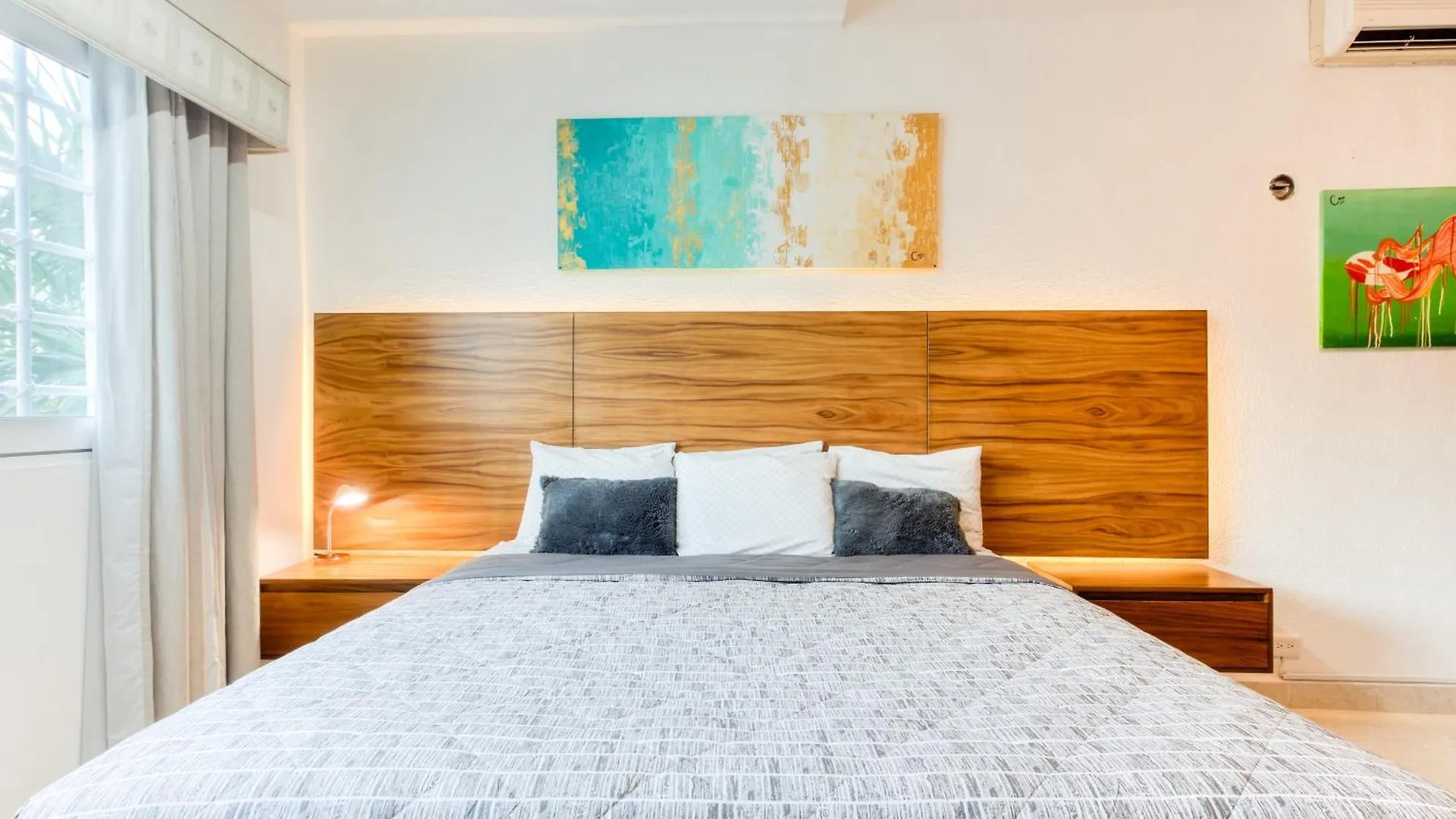 Daire Comfortable Loft With Kingsize Bed Cancun